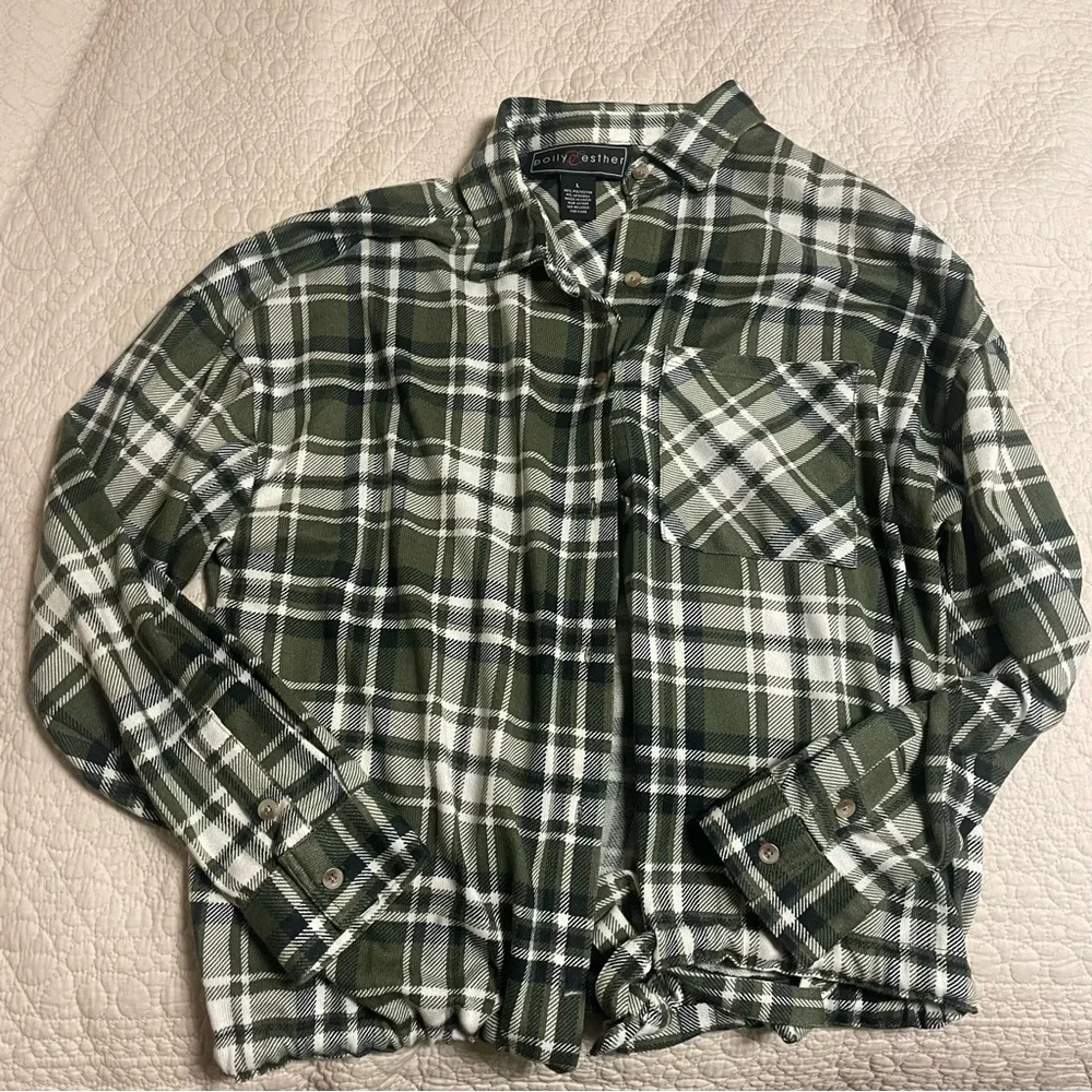 Flannel - Picture 1 of 4